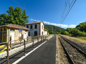 La gare SNCF de Montpaon desservie par le transport à la demande